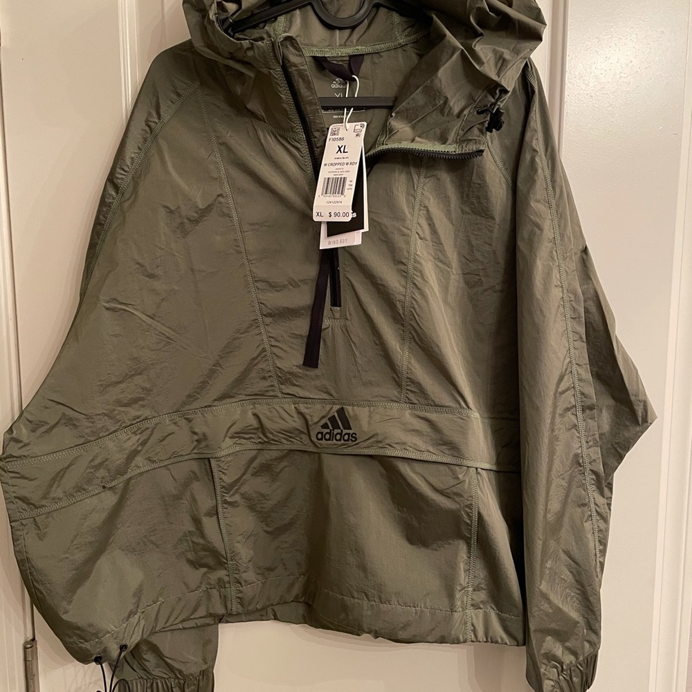 Adidas Women Wind- Breaker Crop Top Pull-over
